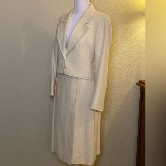 Jaeger 100% Raw Silk Women’s Jacket and Skirt Set. UK Size 12, US 8. Ivory. - Picture 2 of 9